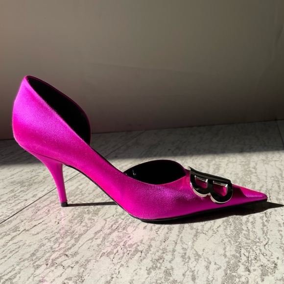 Balenciaga Talon d’Orsay Pumps in Rose Fuchsia - Picture 3 of 8